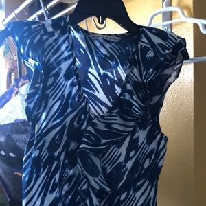 Beautiful Larry Levine Sleeveless Tunic-Blouse